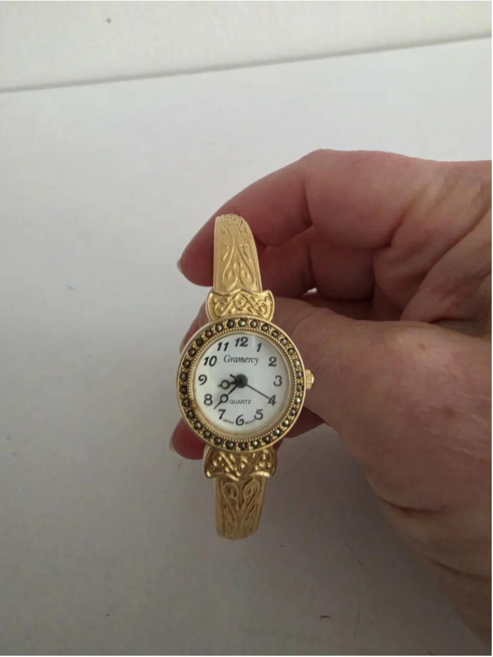 Vintage Gramercy Gold Tone Cuff Watch Rhinestone Bezel Quartz Expansion Band